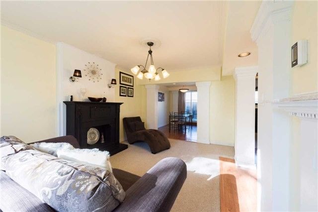 113 - 5475 Lakeshore Rd, Burlington, L7L1E1 | Image 3