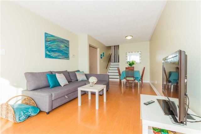 142 Mill St N, Brampton, L6X 2P2 | Image 2