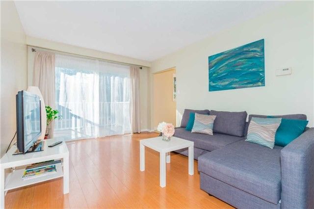 142 Mill St N, Brampton, L6X 2P2 | Image 3