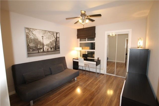 Room2