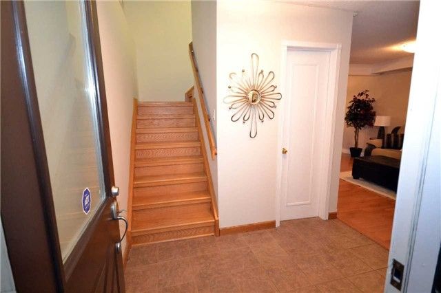 4046 Tea Garden Circ, Mississauga, L5B2W6 | Image 3