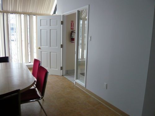 6 - 3075 Ridgeway Dr, Mississauga, L5L5M6 | Image 3