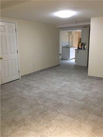 (Lower) - 4 Pennyroyal Cres, Brampton, L6S6J8 | Image 2