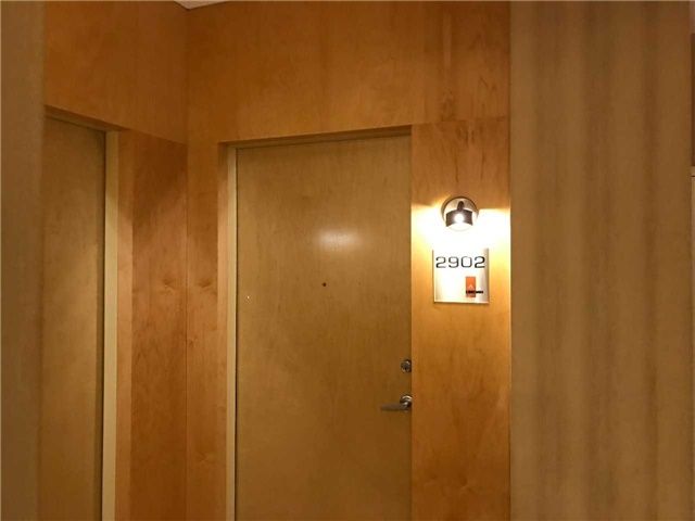 2902 - 220 Burnhamthorpe Rd W, Mississauga, L5B 4N4 | Image 3