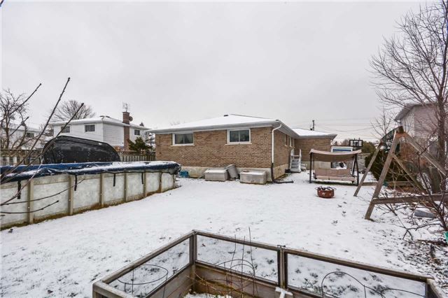 109 Rexway Dr, Halton Hills, L7G1R3 | Image 3