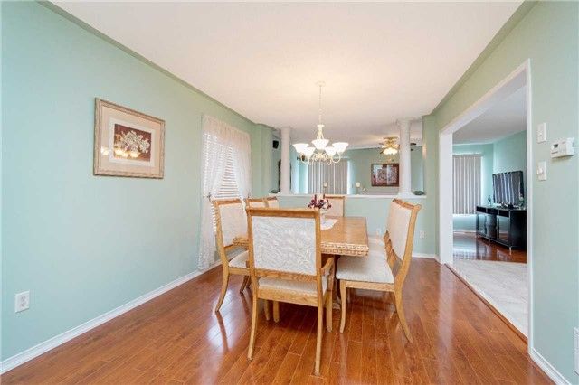 82 Belmont Blvd, Halton Hills, L7G6E7 | Image 3