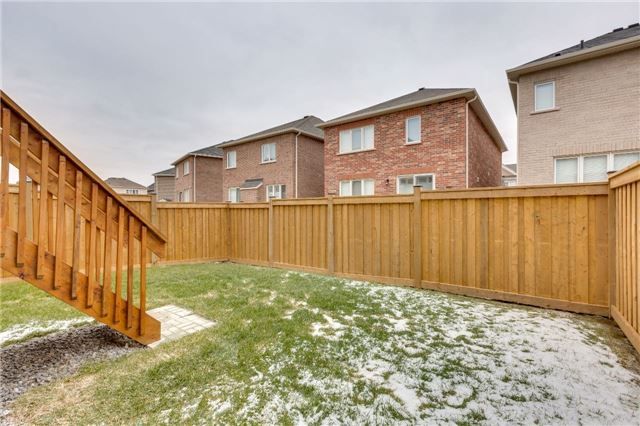 620 Langholm St, Milton, L9T 8Z8 | Image 2