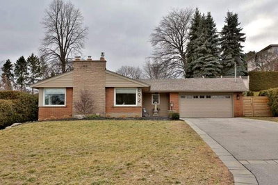 Detached House sold at 892 North Shore Boulevard, Burlington, Ontario, L7T1A8 - Bayview - MLS: W3711907
