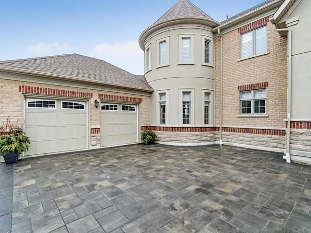 6 Holdroyd Crt, Halton Hills, L7G0E8 | Image 2