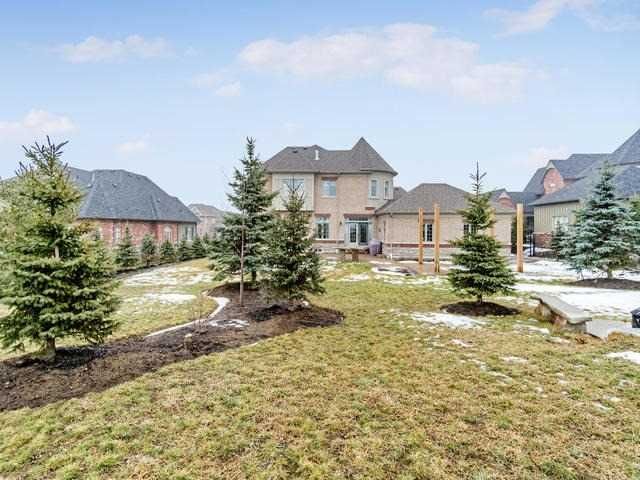 6 Holdroyd Crt, Halton Hills, L7G0E8 | Image 3