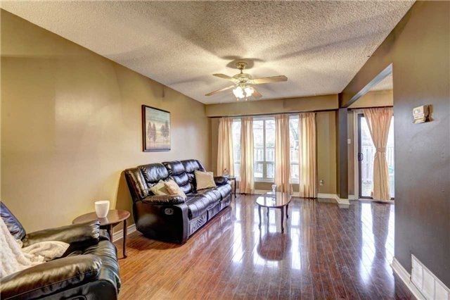 225 Baronwood Crt, Brampton, L6V3H9 | Image 3