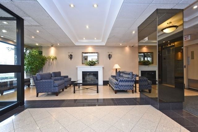 1007 - 1300 Mississauga Valley Blvd, Mississauga, L5A3S8 | Image 2