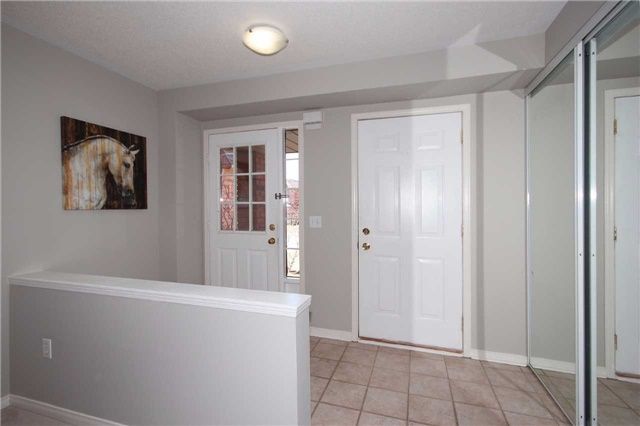 3814 Ridgepoint Way, Mississauga, L5N7T7 | Image 2