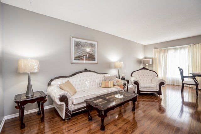 1148 Bridlewood Tr, Oakville, L6M2L2 | Image 2