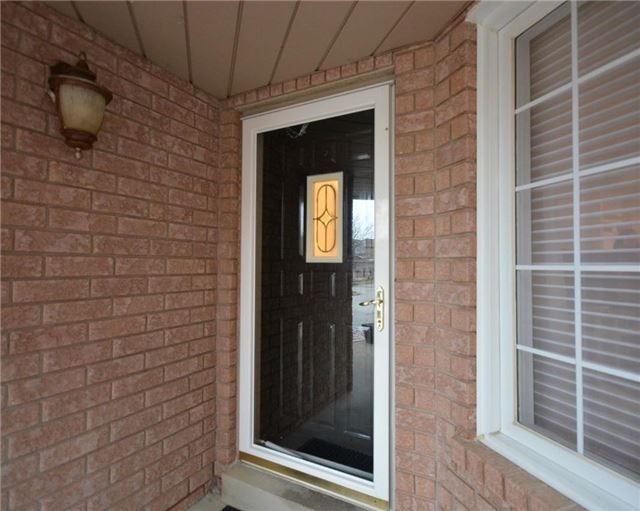 32 Pavin Cres, Caledon, L7E1W9 | Image 2