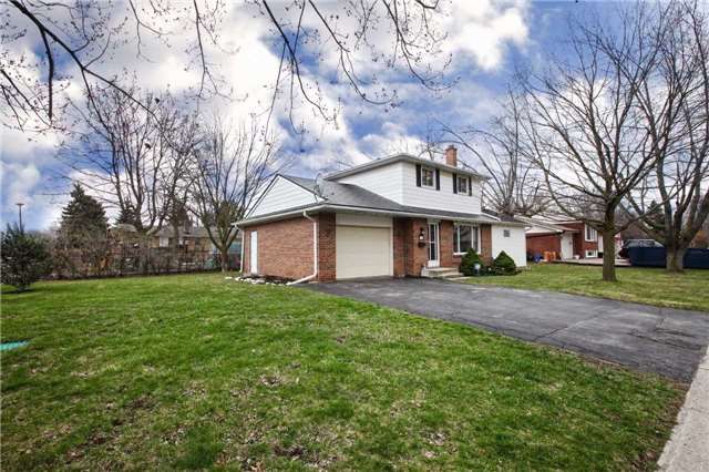 159 Elliott St, Brampton, L6Y1W7 | Image 2