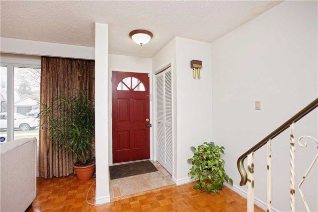 159 Elliott St, Brampton, L6Y1W7 | Image 3