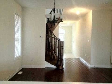 2379 Quetico Cres, Oakville, L6M0J3 | Image 2