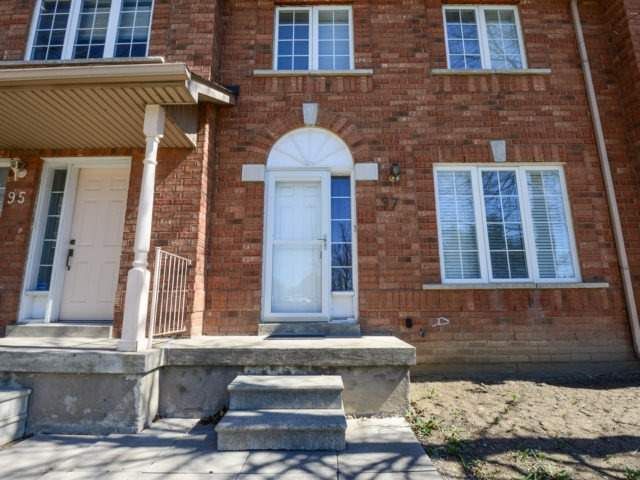 97 - 35 Malta Ave, Brampton, L6Y5B4 | Image 2