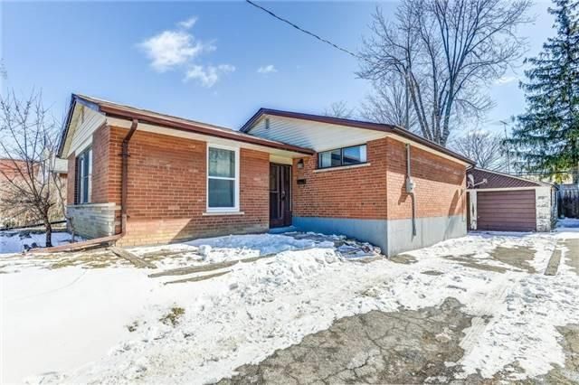 5 Hadrina St, Brampton, L6X2J5 | Image 2