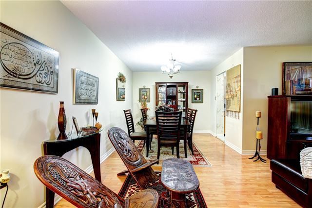404 - 18 Knightsbridge Rd, Brampton, L6T3X5 | Image 3