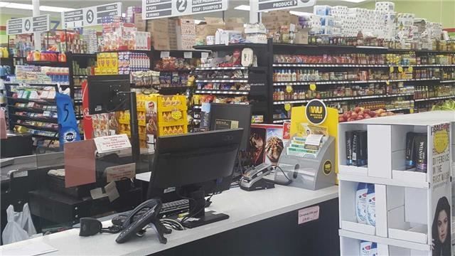 3445 Fieldgate Dr, Mississauga, L4X2J4 | Image 3