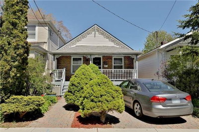 Detached House sold at 13 Twenty Ninth Street, Toronto, Ontario, M8W3A9 - Long Branch - MLS: W3804021