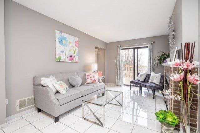 1148 Bridlewood Tr, Oakville, L6M2L2 | Image 3