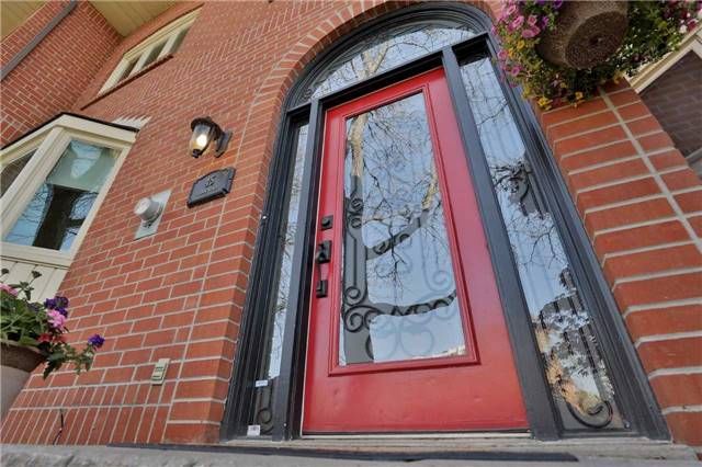 45 Tradewind Dr, Oakville, L6L6K9 | Image 2