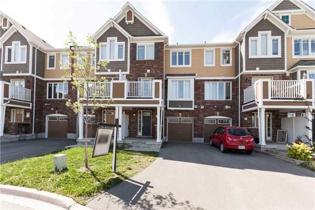 937 Nadalin Hts, Milton, L9T8R2 | Image 2