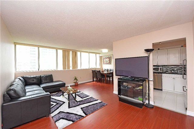 605 - 3590 Kaneff Cres, Mississauga, K5A3X3 | Image 2