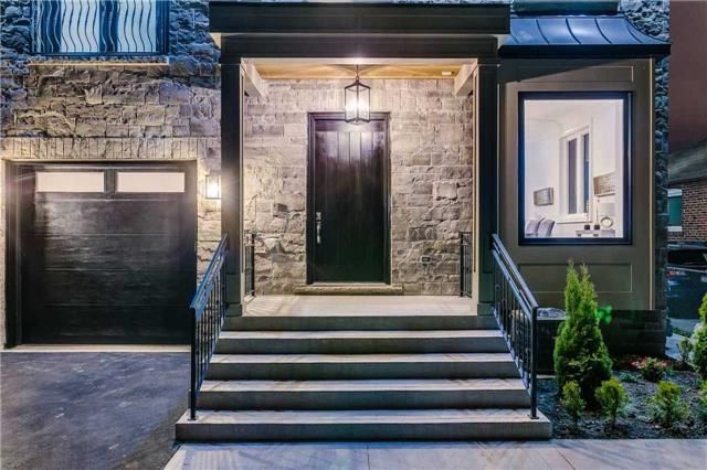 130 Edgecroft Rd, Toronto, M8Z2C3 | Image 2
