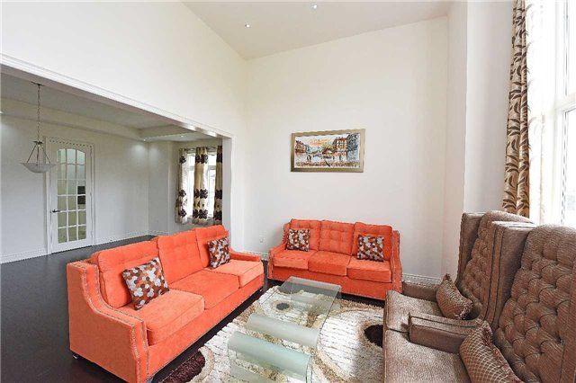 6 Hagerman Rd, Brampton, L6P4C1 | Image 3