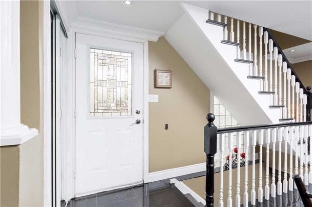 36 Mississauga Rd N, Mississauga, L5H2H6 | Image 2