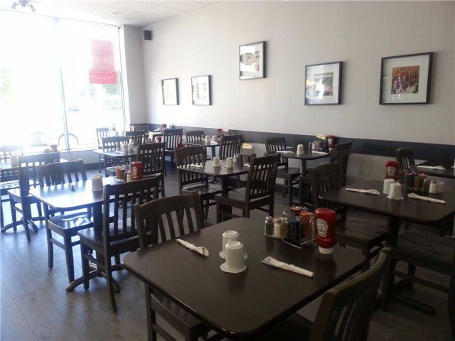 360 Lakeshore Rd W, Mississauga, L5H1H3 | Image 2