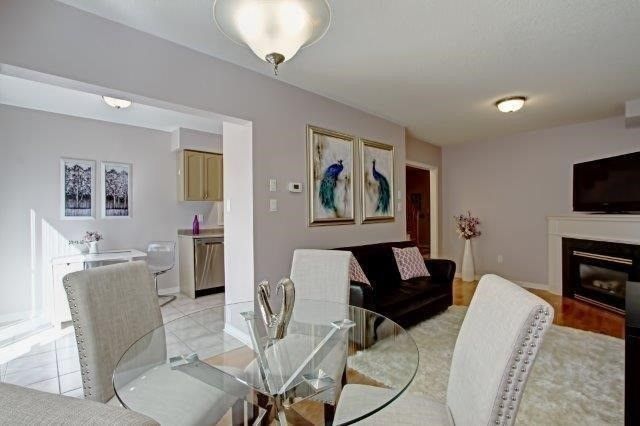 1385 Brookstar Dr, Oakville, L6M3W2 | Image 3