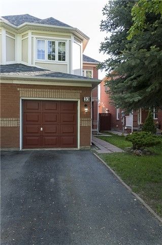 33 Clover Bloom Rd, Brampton, L6R1S2L | Image 2
