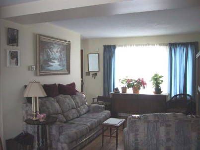 9 Mordon Crt, Brampton, L6V2B5 | Image 2