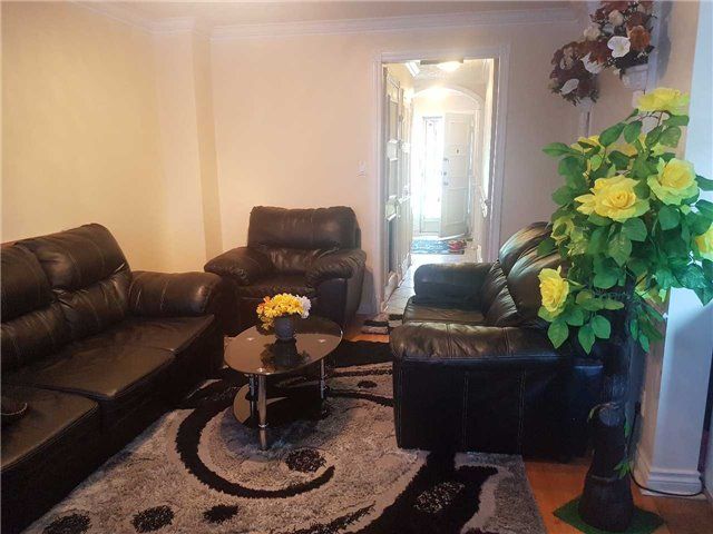 17 - 7475 Goreway Dr, Mississauga, L4T3T3 | Image 2