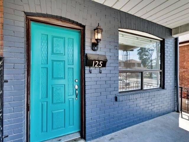 125 Kane Ave, Toronto, M6M3N1 | Image 2