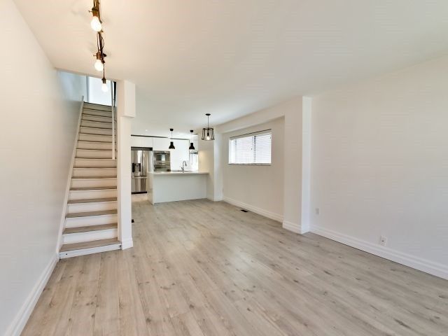 125 Kane Ave, Toronto, M6M3N1 | Image 3