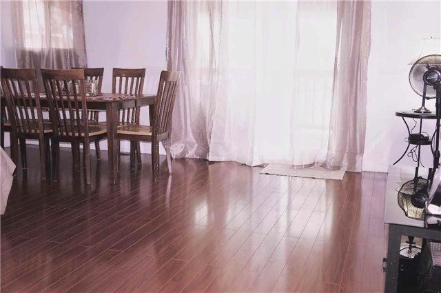 28 Gailwood Crt, Brampton, L6S2E2 | Image 3