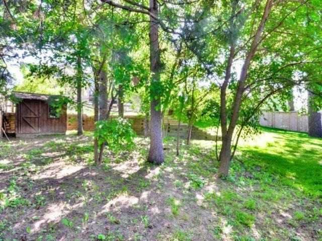 15 Pine Ridge Lane, Brampton, L6W 1G6 | Image 2