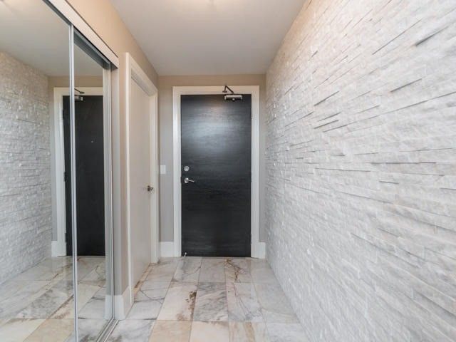 Room1