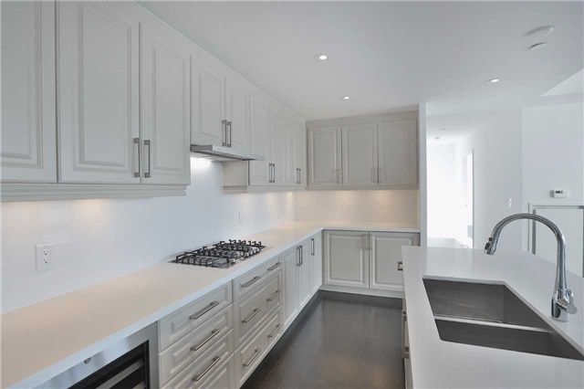 827 - 3500 Lakeshore Rd W, Oakville, L6L0B5 | Image 3