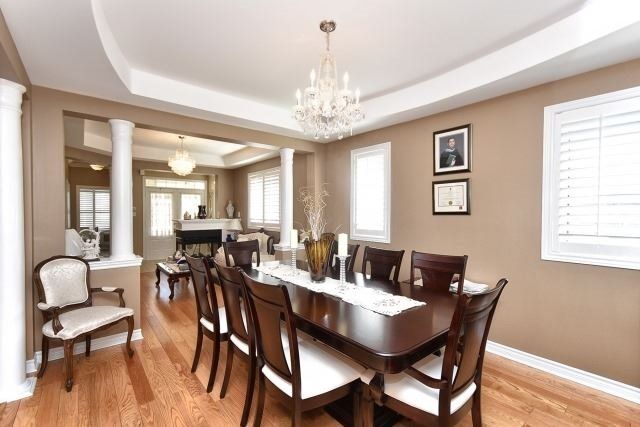 14 Oakhaven Rd, Brampton, L6P2Y3 | Image 3