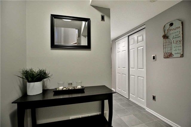 514 - 895 Maple Ave, Burlington, L7S2H7 | Image 2