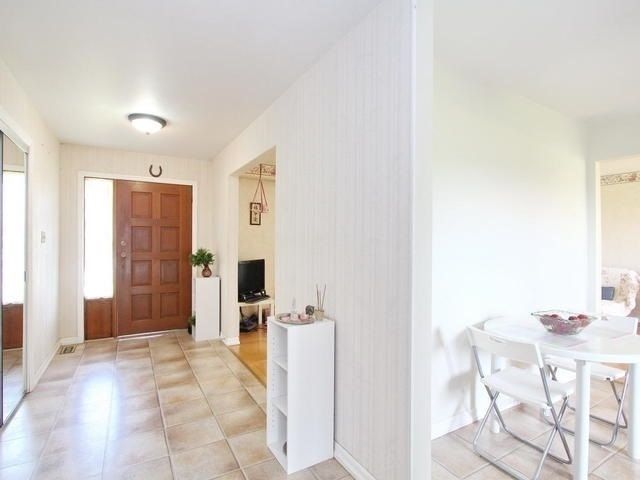 3821 Countryside Dr, Brampton, L6P0T5 | Image 3