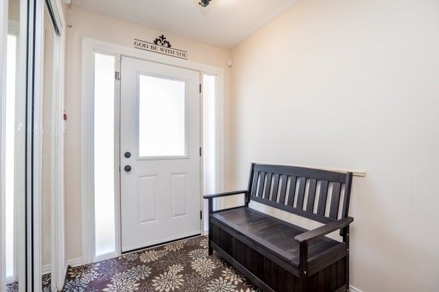 99 Spicebush Terr, Brampton, L6X0J5 | Image 2