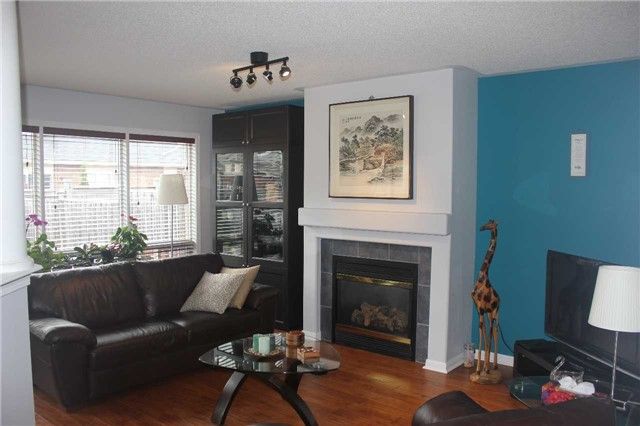 Townhouse leased at 2250 Baronwood Drive, Oakville, West Oak Trails, L6M5E4 - MLS: W3864386